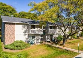 Country Meadows - Exterior 3